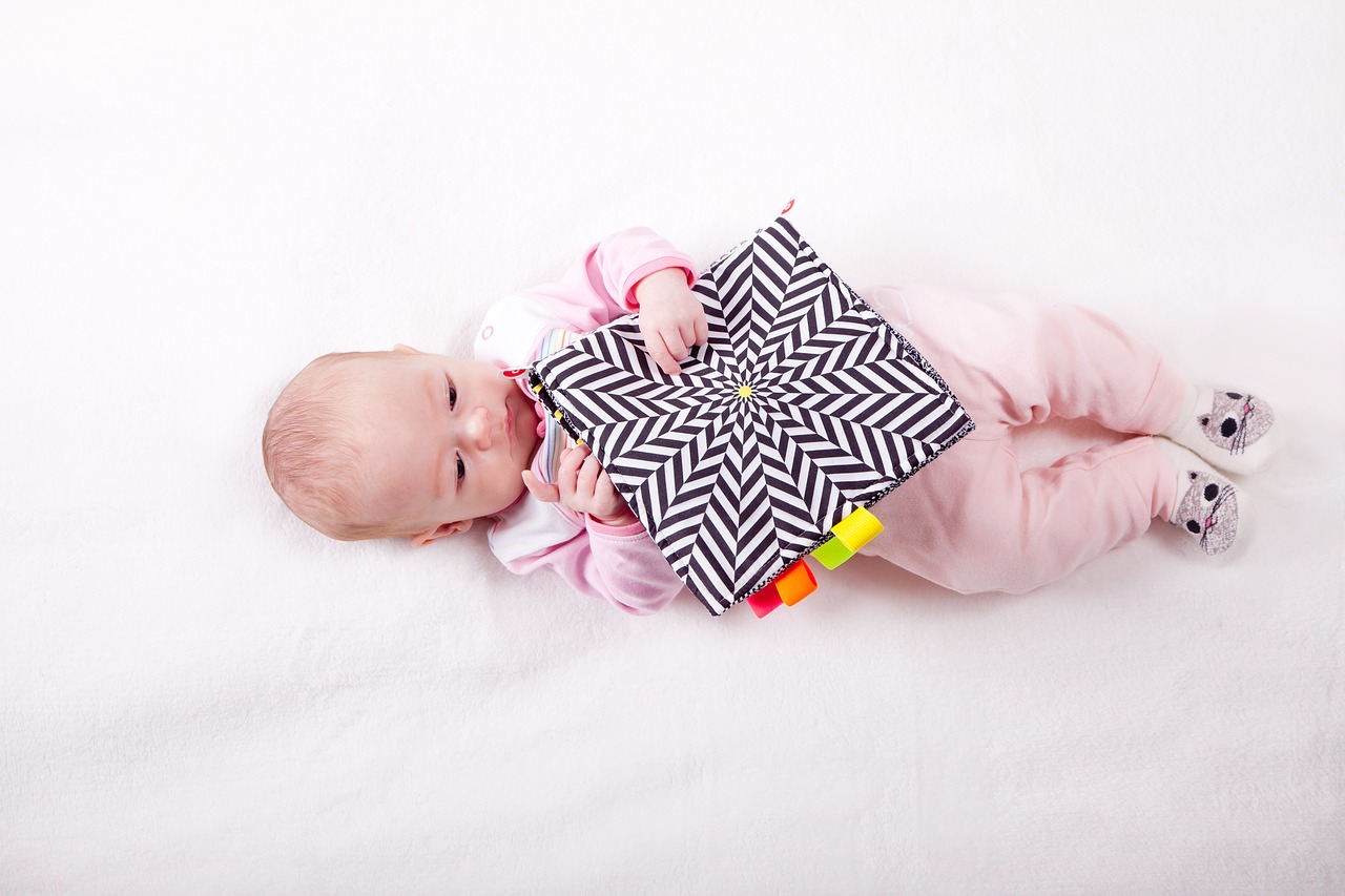 Bezpieczna odzież dla niemowląt. Tania odzież dla niemowląt – sklep online