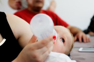 Wyprawka dla niemowlaka. Ciuszki i akcesoria dla niemowląt – lista