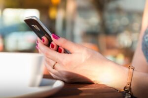 Dlaczego pranie na telefon się opłaca